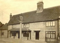 The DUKES HEAD, Earsham - c1920? - Image supplied by Camille McCain - Many thanks.