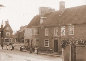 The GEORGE  - DEREHAM - 1923