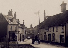 The SHIP (to right) - Kings Arms (at centre, in distance)