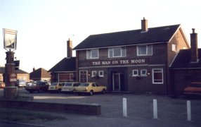 The MAN ON THE MOON - Reepham Road, Hellesdon : image by KC