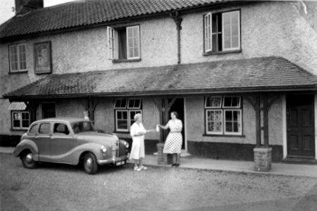 Image taken c1952 by Mr S H Apling - Thanks to Paddy for permission to use.