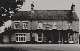 WHITE HORSE - BRADWELL / BRADESTON