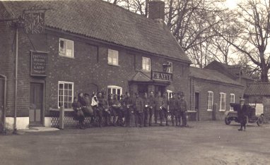 DRAYTON - COCK - With private room for lady cyclists.