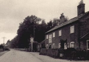 The WHITE HORSE, Ellingham - c1950