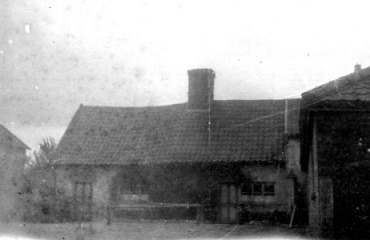 Great Holkham Unicorn 1907 - image property of norfolkpubs.co.uk