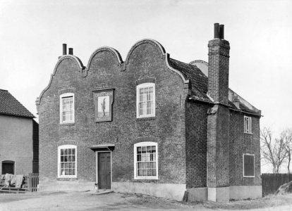 Image shown with permission of Norfolk County Council Library & Information Service. Click this image for link to Picture Norfolk.