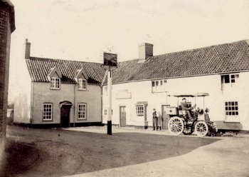 The KINGS HEAD - Mundford