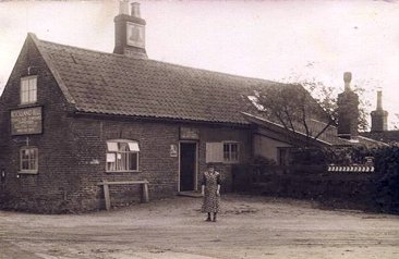 Thanks to Bernard Rose for contributing this image of the Bell and his mother in law, Florrie Tufts.