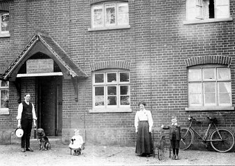 Charles Wharton & family c1912