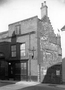 The New Brewery by George Plunkett - Copyright © G.A.F.Plunkett 2002 - shown by permission